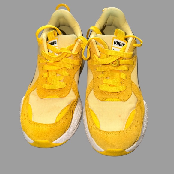 Big Kids Pokémon x Puma RS-X 'Pikachu' Sneakers & Matching Shirt - Picture 2 of 5